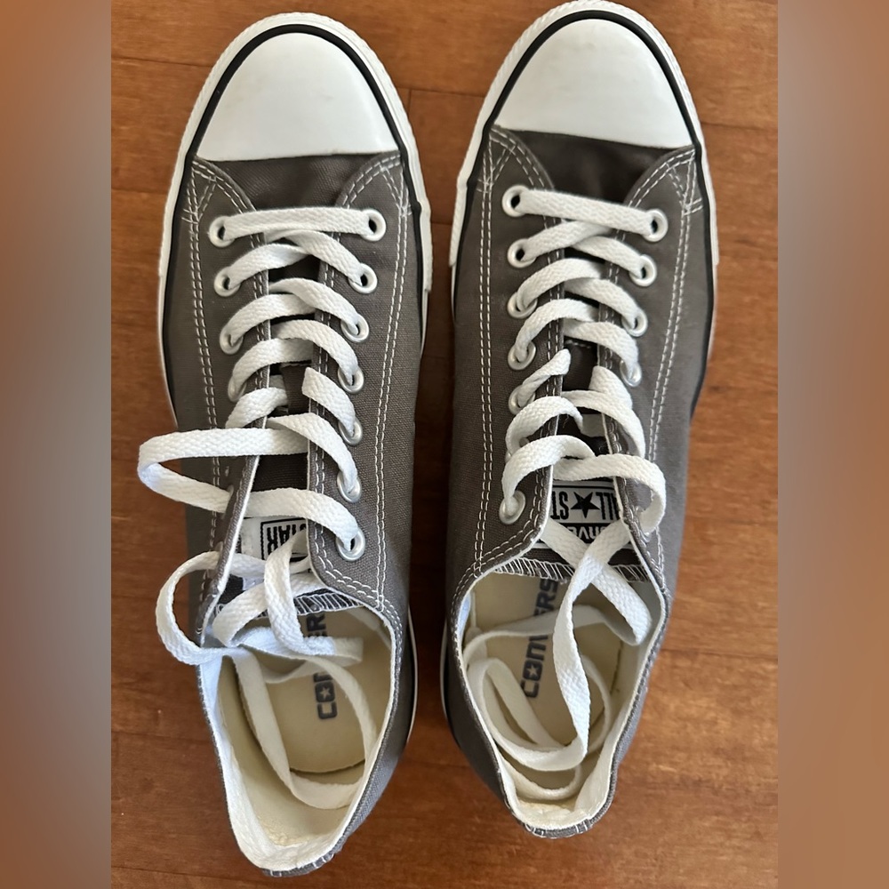 Grey unisex Chuck Converse Shoes